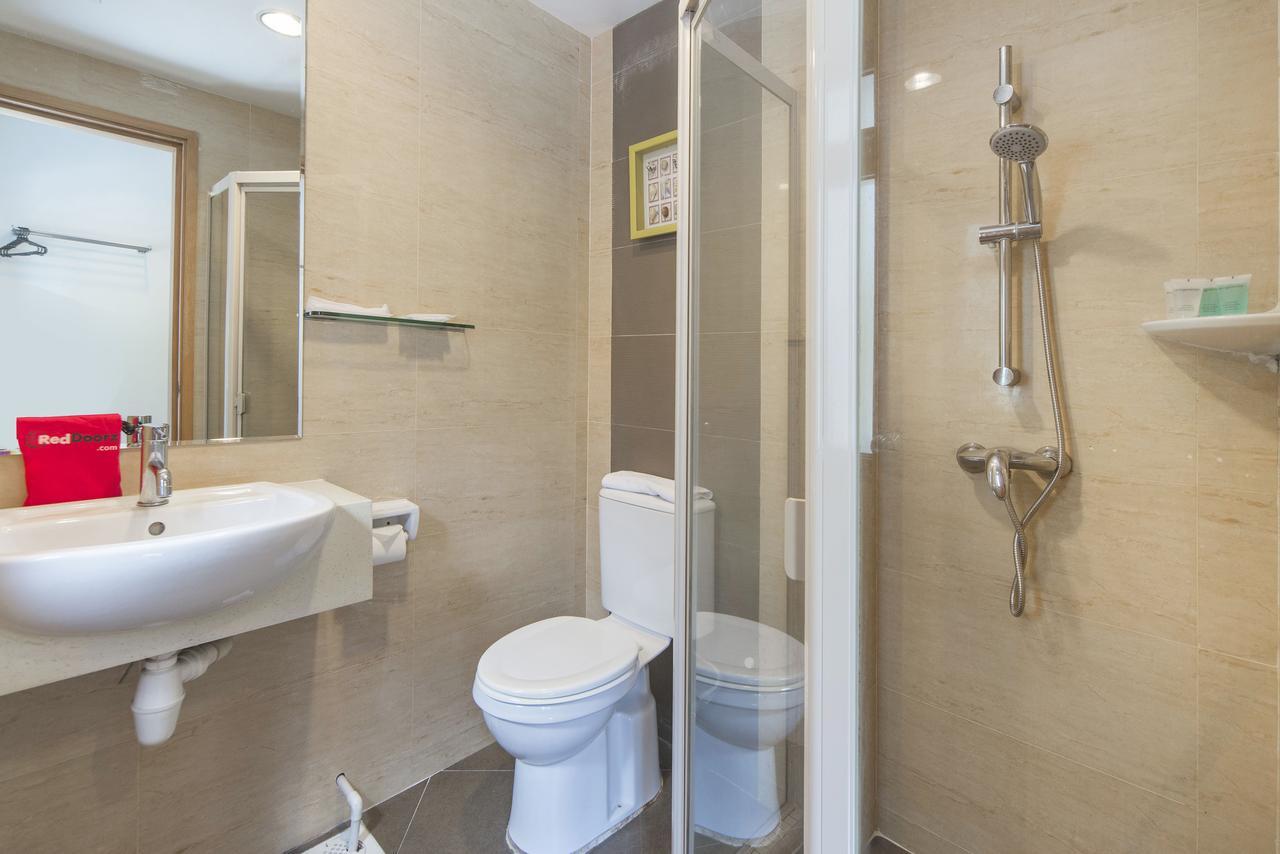 Reddoorz Plus @ Victoria Street Singapore Ngoại thất bức ảnh