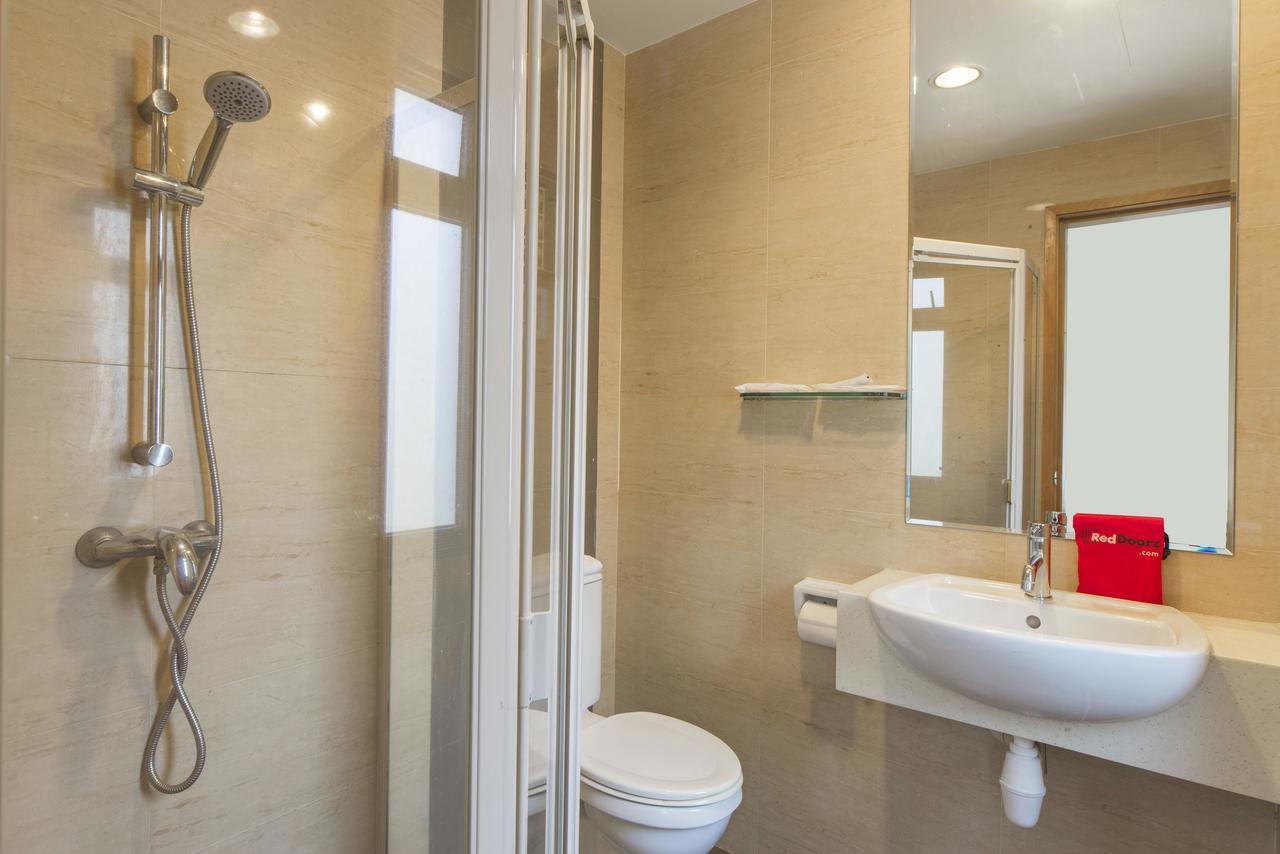 Reddoorz Plus @ Victoria Street Singapore Ngoại thất bức ảnh